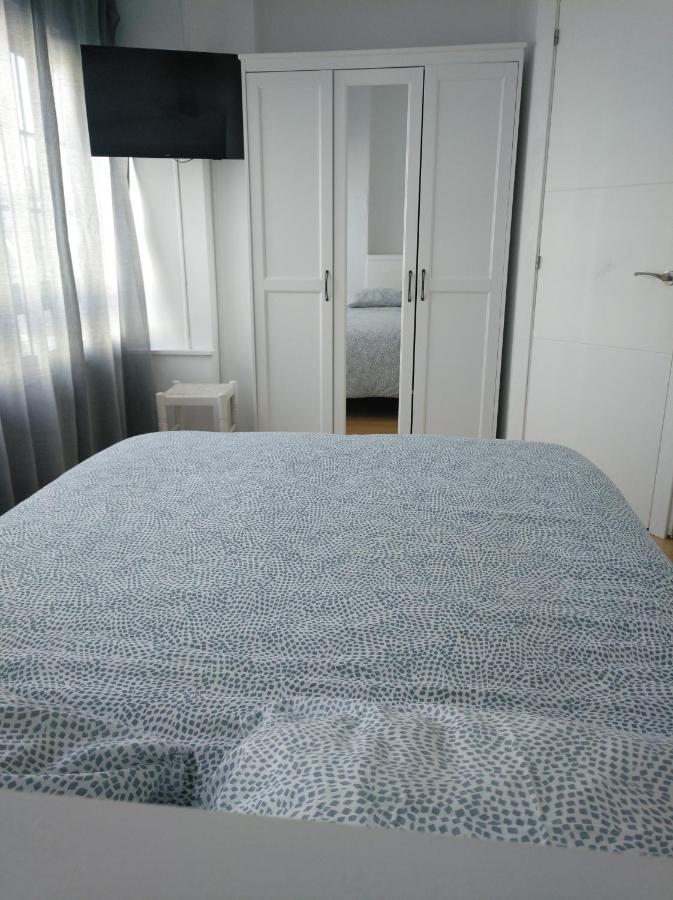 Estudio. Sada, A Coruna. Buitenkant foto